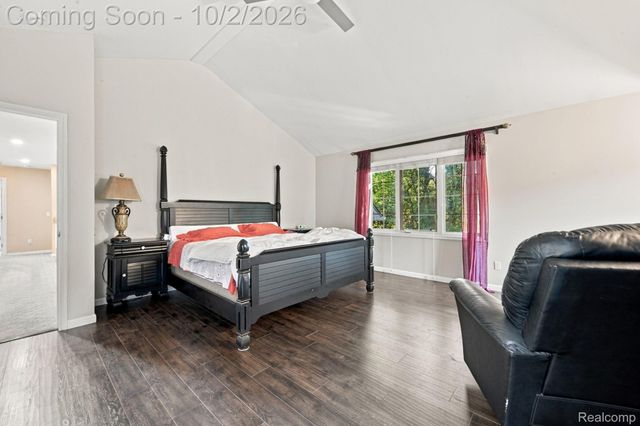 559 Trillium Drive, Troy, MI 48085