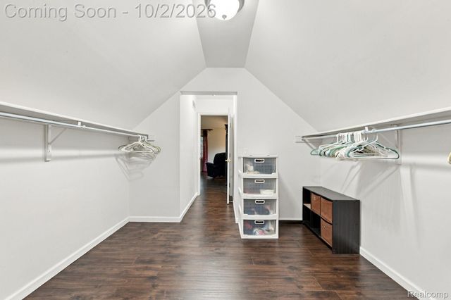 559 Trillium Drive, Troy, MI 48085