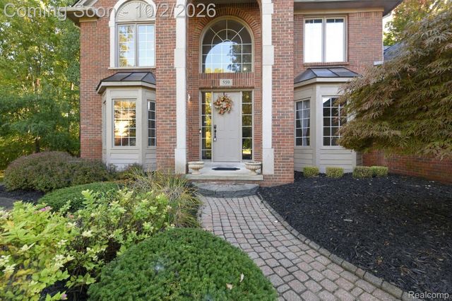 559 Trillium Drive, Troy, MI 48085