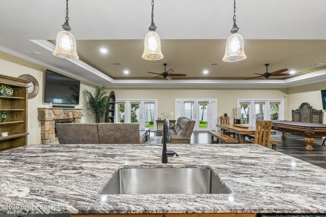 949 N Indian River Drive, Cocoa, FL 32922