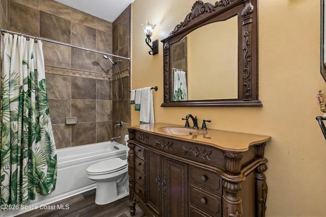 949 N Indian River Drive, Cocoa, FL 32922