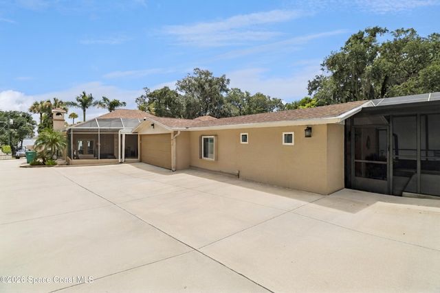 949 N Indian River Drive, Cocoa, FL 32922