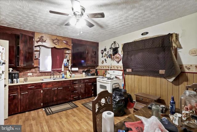 301 POPLAR ST, Westernport, MD 21562