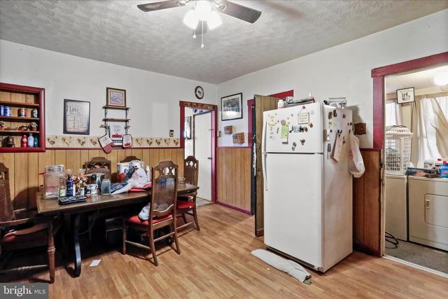 301 POPLAR ST, Westernport, MD 21562