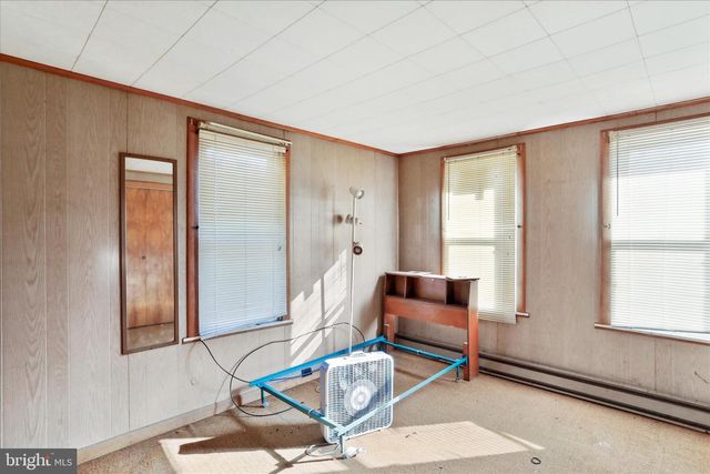 301 POPLAR ST, Westernport, MD 21562