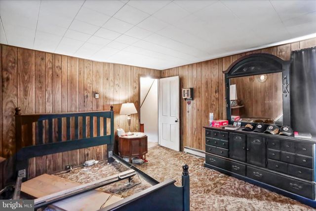 301 POPLAR ST, Westernport, MD 21562