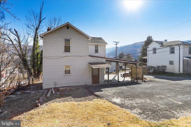 301 POPLAR ST, Westernport, MD 21562