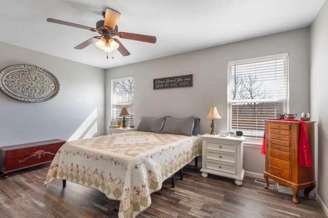 254 Sandy Lane, Hollister, MO 65672