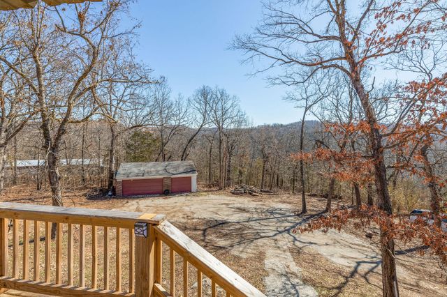 254 Sandy Lane, Hollister, MO 65672