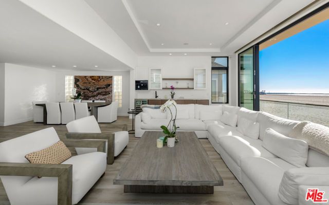 3461 Ocean Drive, Oxnard, CA 93035