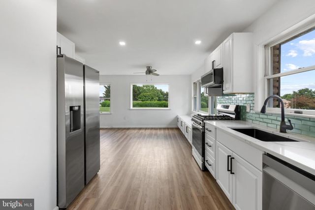 771 PLANK RD, New Freedom, PA 17349