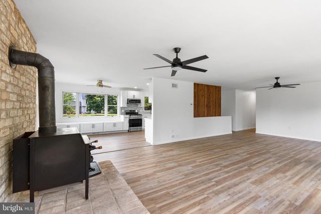 771 PLANK RD, New Freedom, PA 17349