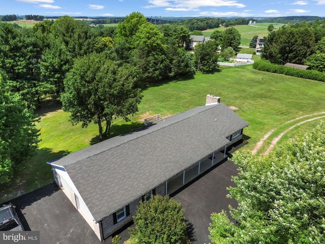 771 PLANK RD, New Freedom, PA 17349