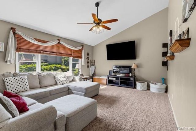 14545 Blue Heron Drive, Fenton, MI 48430