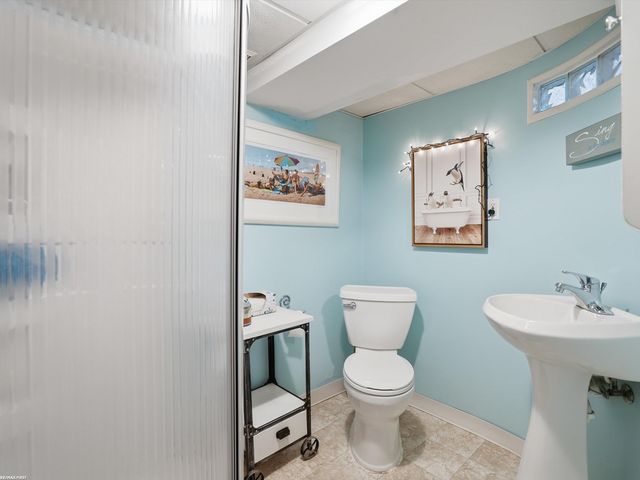 32448 Saint Annes Drive, Warren, MI 48092