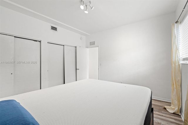 1185 Marseille Dr 202, Miami Beach, FL 33141