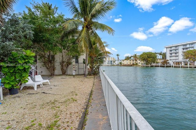 1185 Marseille Dr 202, Miami Beach, FL 33141