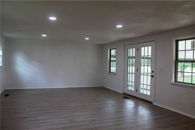 17677 N State Highway 28, Dardanelle, AR 72834