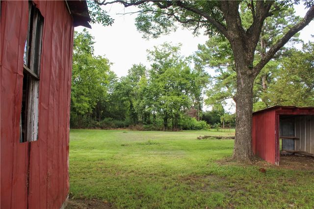 17677 N State Highway 28, Dardanelle, AR 72834