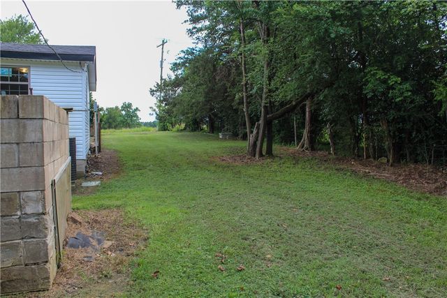 17677 N State Highway 28, Dardanelle, AR 72834