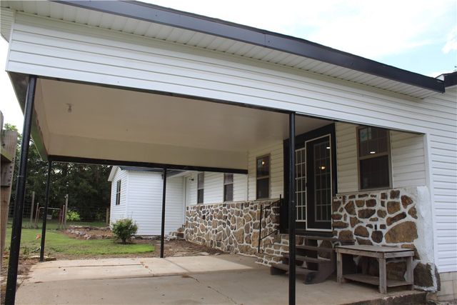 17677 N State Highway 28, Dardanelle, AR 72834