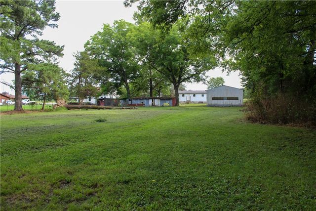 17677 N State Highway 28, Dardanelle, AR 72834