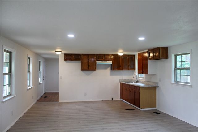 17677 N State Highway 28, Dardanelle, AR 72834