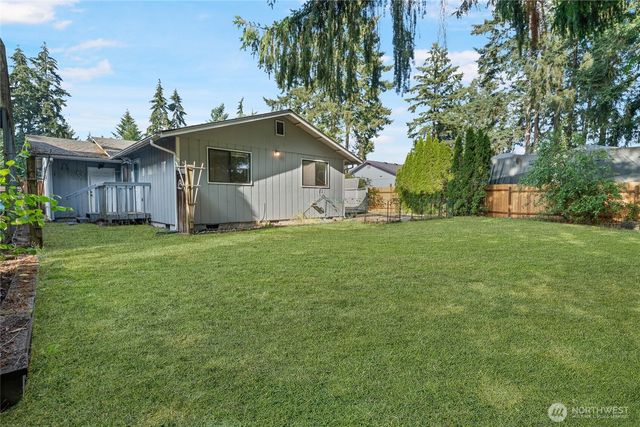 8012 187th Street Ct E, Puyallup, WA 98375