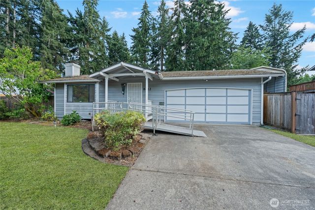 8012 187th Street Ct E, Puyallup, WA 98375