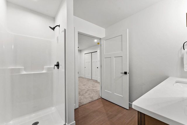 1837 LONDON ROAD, Green Bay, WI 54311