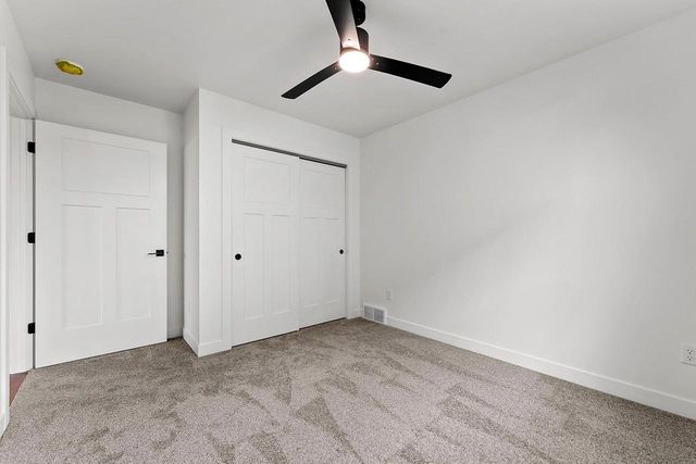 1837 LONDON ROAD, Green Bay, WI 54311