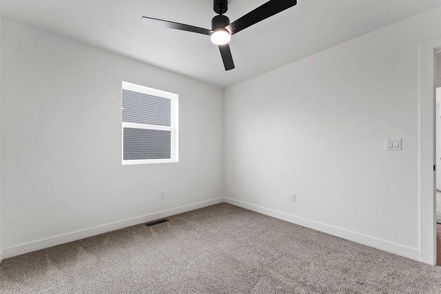 1837 LONDON ROAD, Green Bay, WI 54311