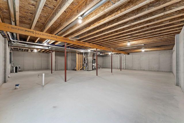 1837 LONDON ROAD, Green Bay, WI 54311