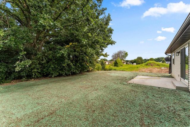 1837 LONDON ROAD, Green Bay, WI 54311