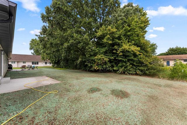 1837 LONDON ROAD, Green Bay, WI 54311