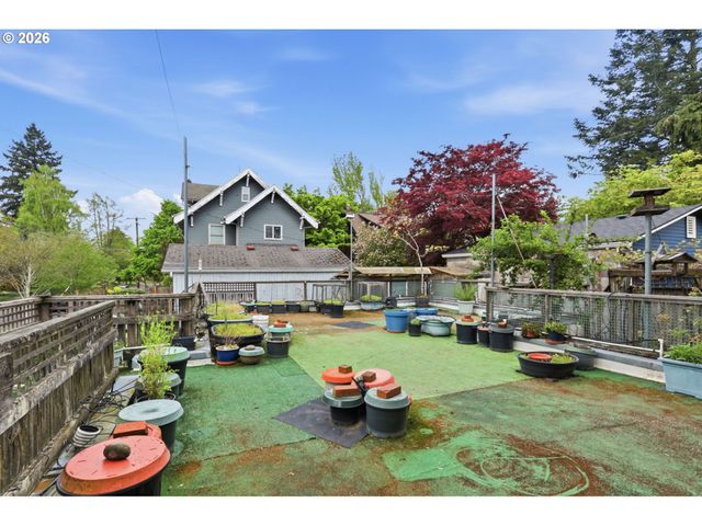 2505 Ne 42ND Ave, Portland, OR 97213