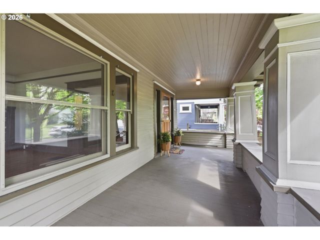 2505 Ne 42ND Ave, Portland, OR 97213