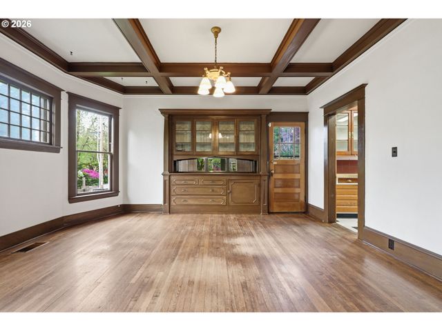 2505 Ne 42ND Ave, Portland, OR 97213