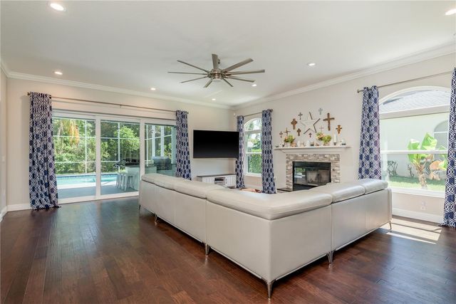 4010 EXECUTIVE DRIVE, Palm Harbor, FL 34685