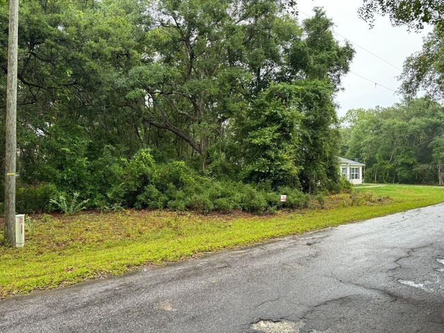 11 FISHER WAY COURSE, Ocklawaha, FL 32179