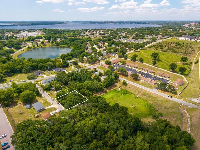 E MINNEOLA AVENUE, Clermont, FL 34711