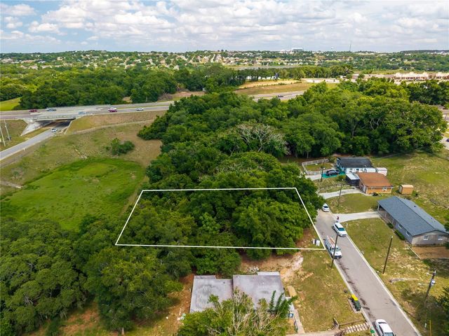 E MINNEOLA AVENUE, Clermont, FL 34711