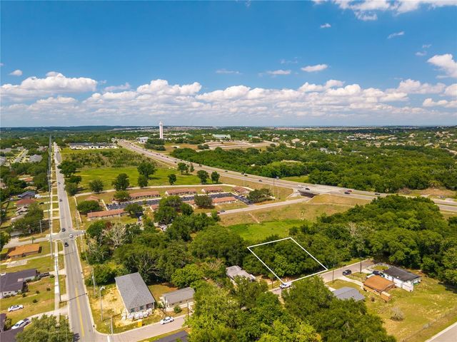 E MINNEOLA AVENUE, Clermont, FL 34711