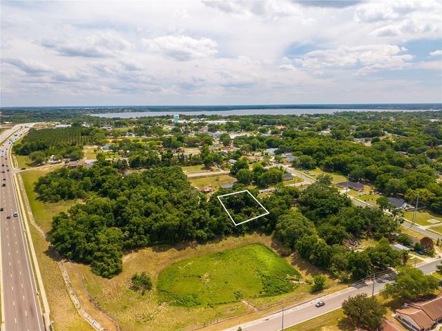 E MINNEOLA AVENUE, Clermont, FL 34711
