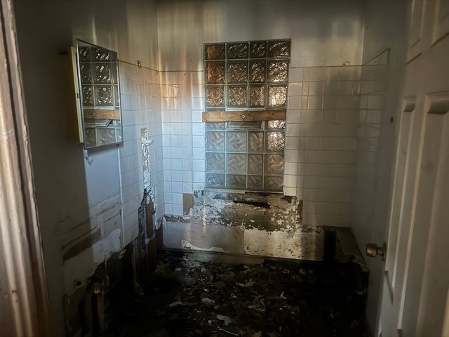 10742 S Indiana Avenue, Chicago, IL 60628