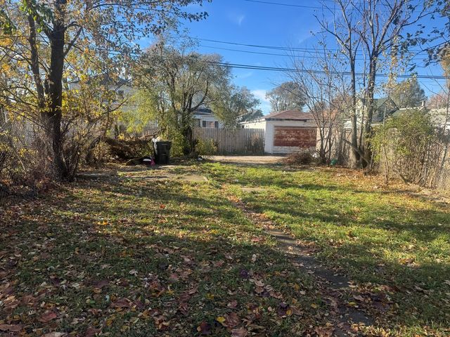 10742 S Indiana Avenue, Chicago, IL 60628