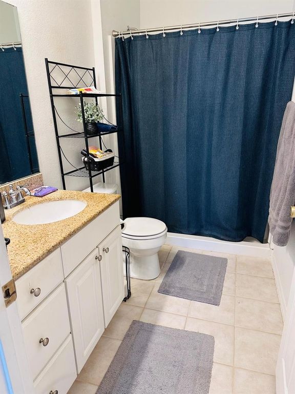 Image 11 of property listing at 1300 EASTERN PECAN PLACE 208, Winter Garden, FL 34787