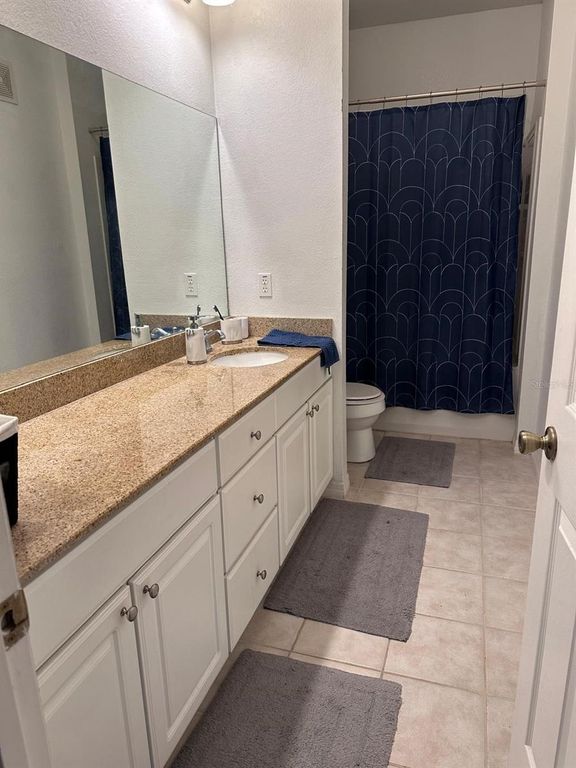 Image 13 of property listing at 1300 EASTERN PECAN PLACE 208, Winter Garden, FL 34787