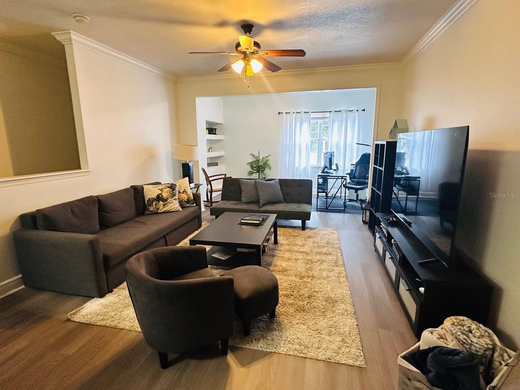 Image 3 of property listing at 1300 EASTERN PECAN PLACE 208, Winter Garden, FL 34787