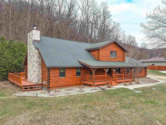 8986 Waterford Street, Sauk City, WI 53583